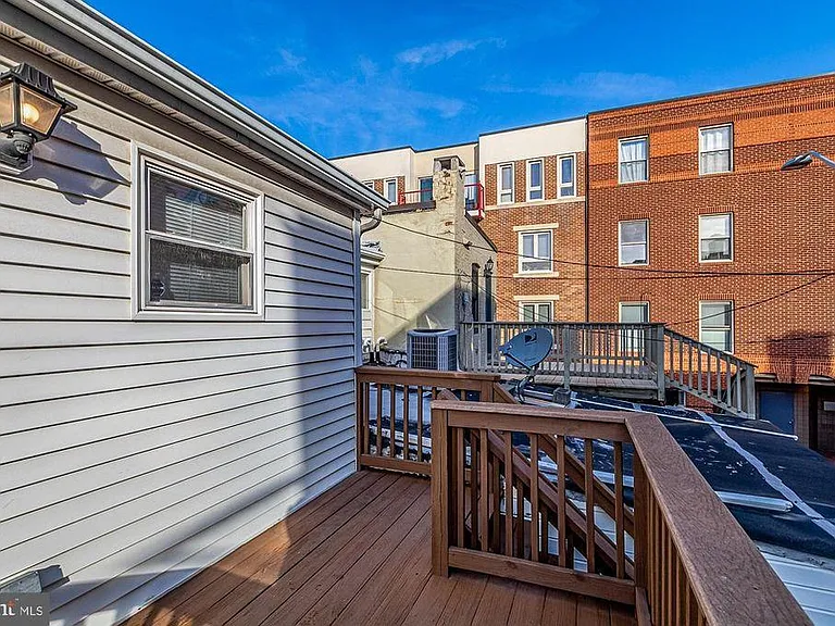 921 S Charles St #2 — Photo 21