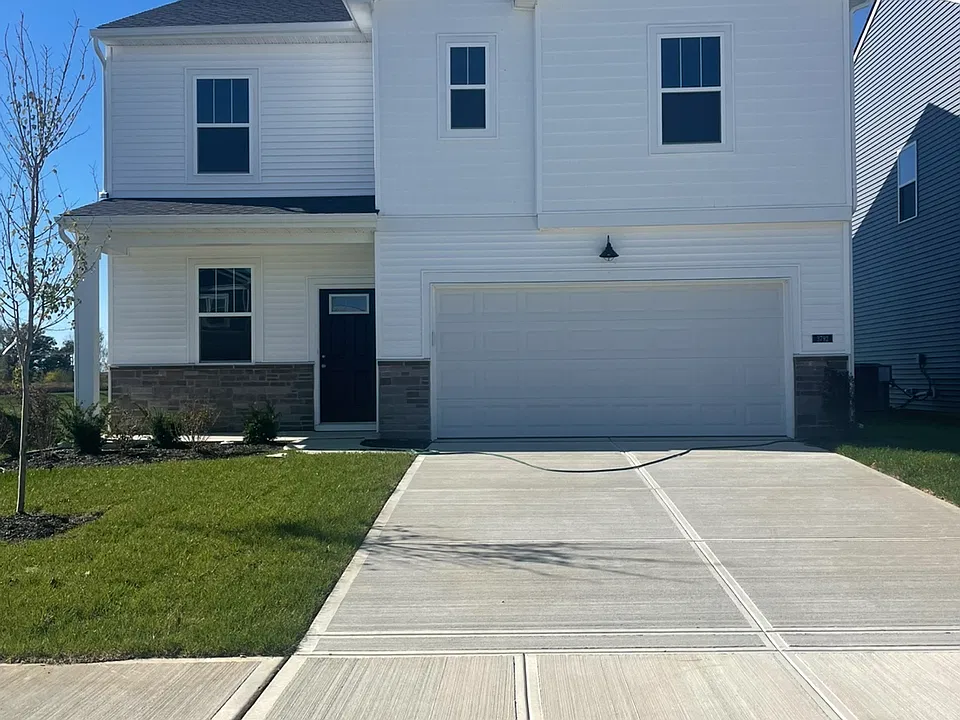 3792 Sterling Dr