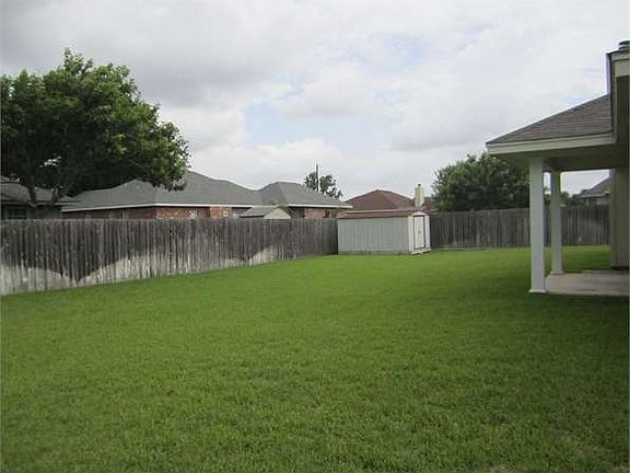 3rd image of 206 Vela Way