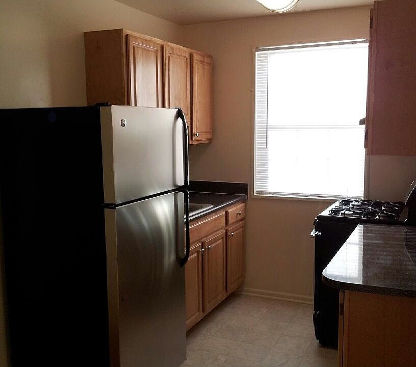 2nd image of 3511 19th St SE APT 101
