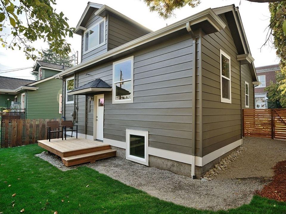 MIL unit is in basement with secured entrance from the private and fenced backyard.