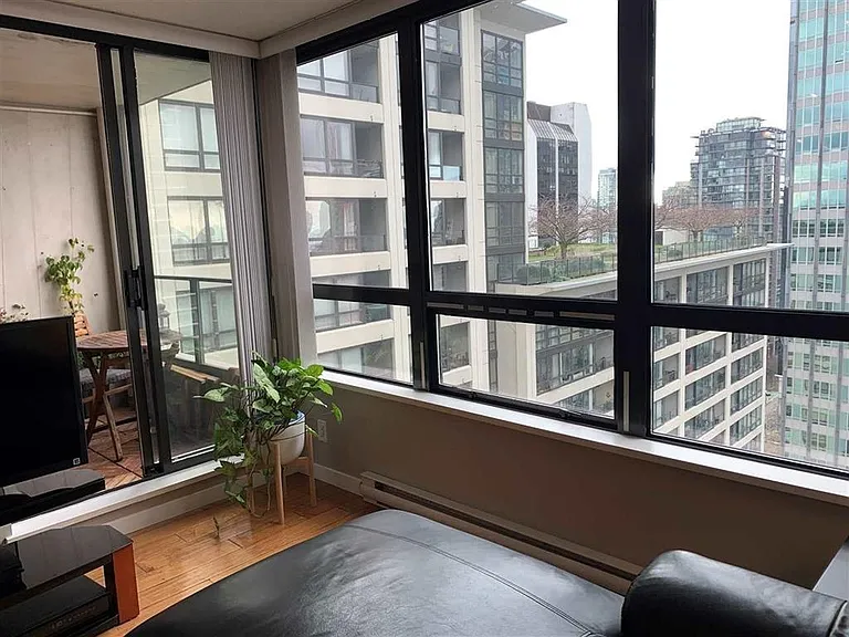 938 Smithe St #2006 — Photo 6