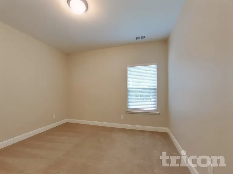 265 Bexley Way — Photo 12