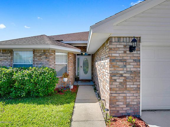3rd image of 6511 Pemberley Ln