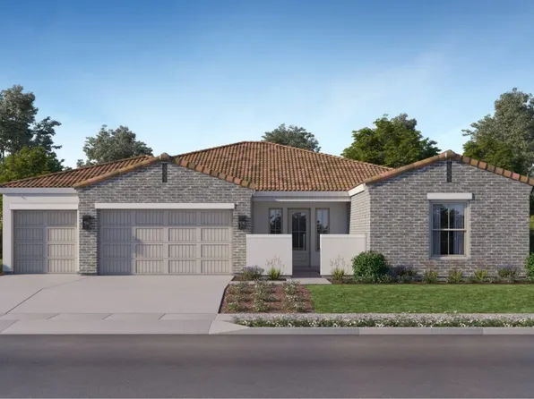 957 Summit Way W, Madera, CA 93636