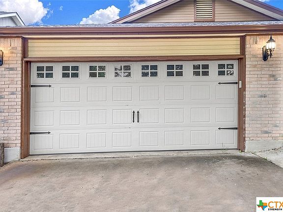 5th image of 2301 Blue Meadow Dr