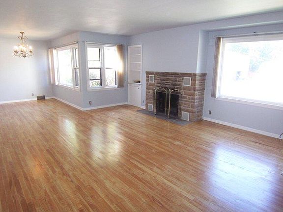 Dinning Room/Living Room