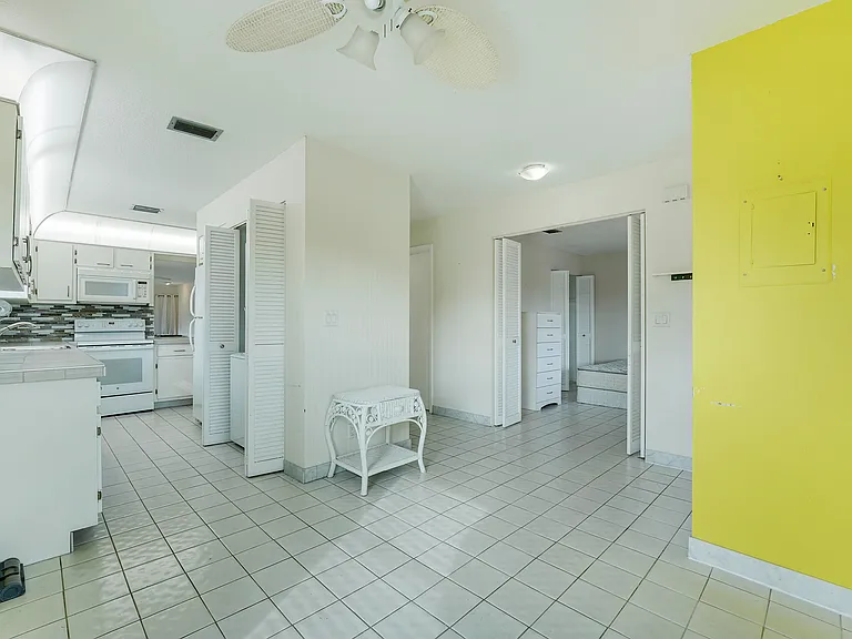 13679 Date Palm Ct #B — Photo 7