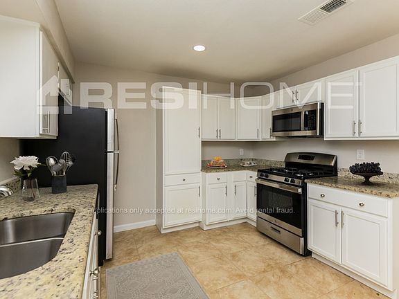 2nd image of 3536 Silverhill Dr