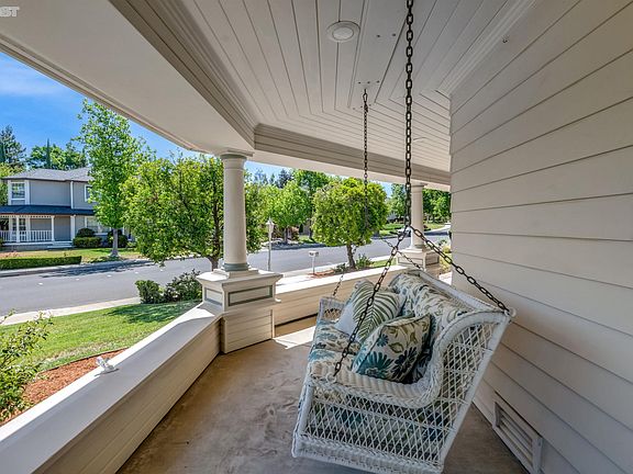 5th image of 2325 Sheffield Dr