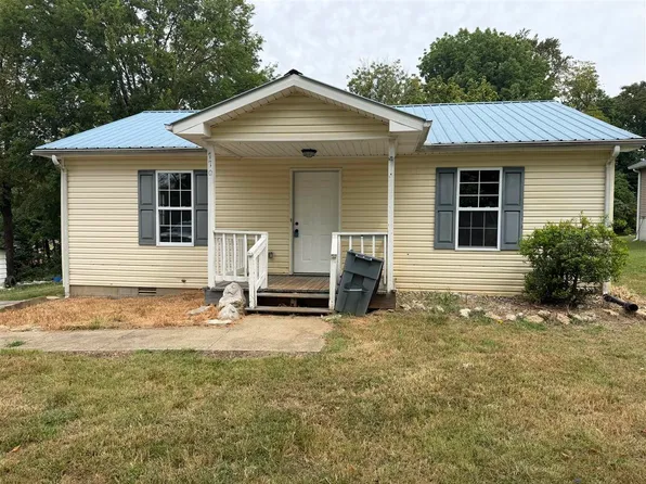 770 E Maple St, Scottsville, KY 42164