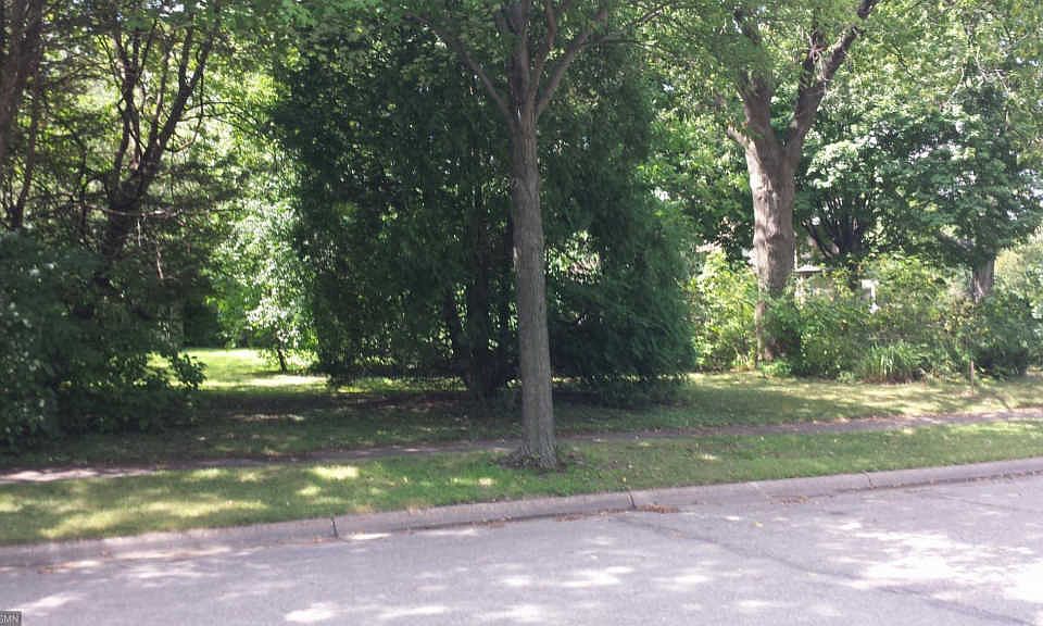 1st image of 2436 37th Ave S