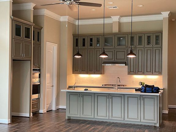 4th image of 2156 Marina Way