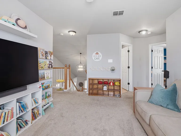 16954 Darien Wing — Photo 20