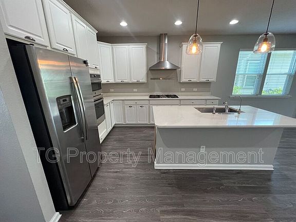 5th image of 15013 Russell Bridge Dr