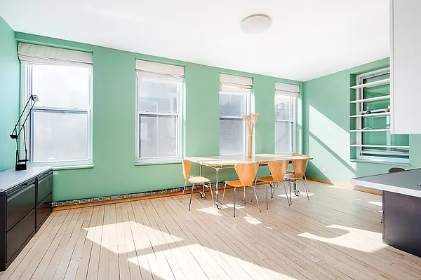 Sold by Tabak Real Estate | media 16