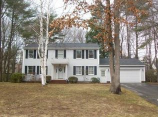 16 Stowecroft Dr, Hampton, NH 03842