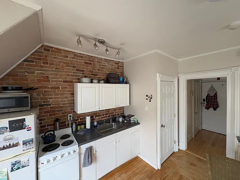 463 Cumberland Ave #6 — Photo 9