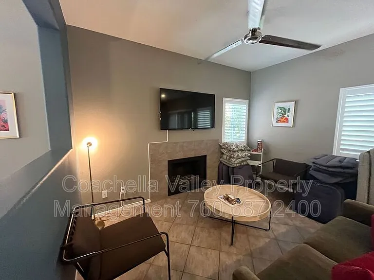 2162 Shannon Way — Photo 31