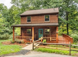 7 Carrington Rd, Montgomery, MA 01050