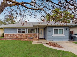 2328 Barcelona Way, Sacramento, CA 95825