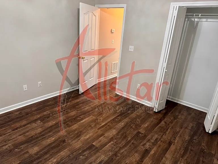 1324 Biloxi St — Photo 17