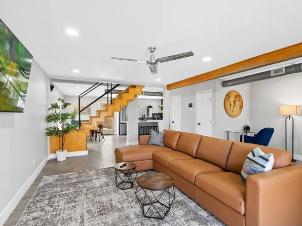 6518 Spring Manor St, San Antonio, TX 78249