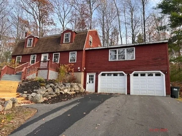15 N End Rd, Townsend, MA 01469
