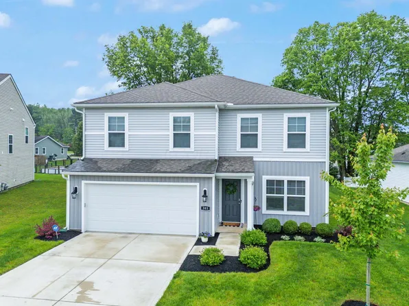 385 Kells Ct E, Newark, OH 43055