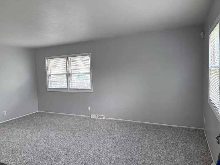 9100 W Suncrest St — Photo 20