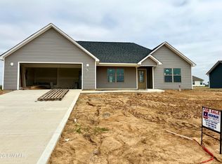 176 Garden Gate Dr, Three Way, TN 38343