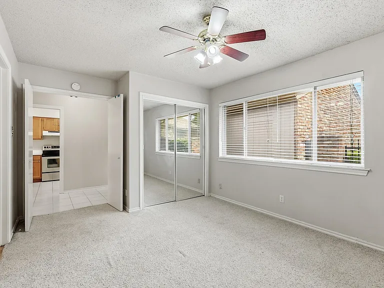 9624 Highland View Dr — Photo 9
