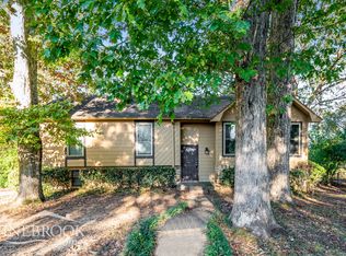 700 Oak Dr E, Trussville, AL 35173