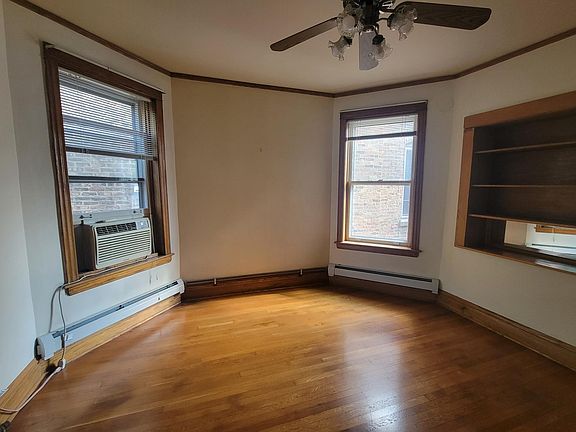 4th image of 3840 N Damen Ave #3