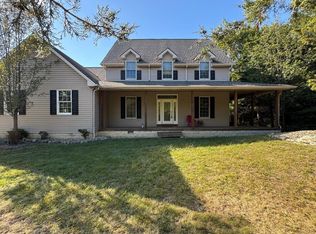 115 Beech Rd, Kelleys Island, OH 43438