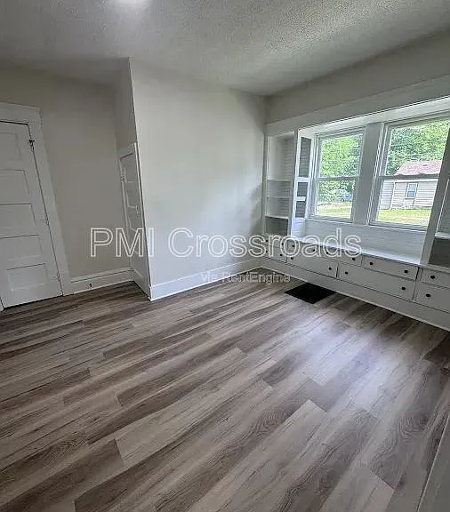 470 Sumner St #1 — Photo 11