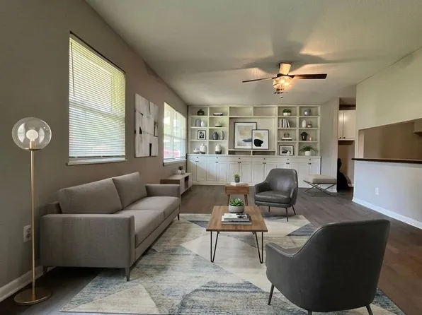 203 Lynn Ln, Lonoke, AR 72086