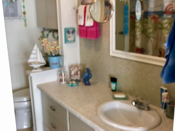 3rd image of 163 Southwinds Dr
