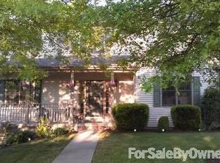 700 Russett Meadow Ct, Cranberry Township, PA 16066