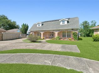 8461 Beechwood Ct, New Orleans, LA 70127