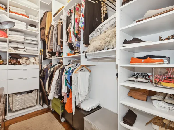 25 East 69th Street image 5 of 7