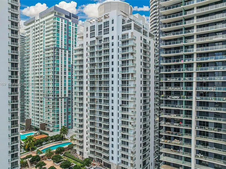 1050 Brickell Ave #2320 — Photo 48