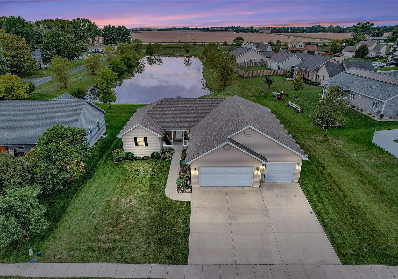 803 N Bourne St, Tolono, IL 61880 MLS 11893509 Zillow