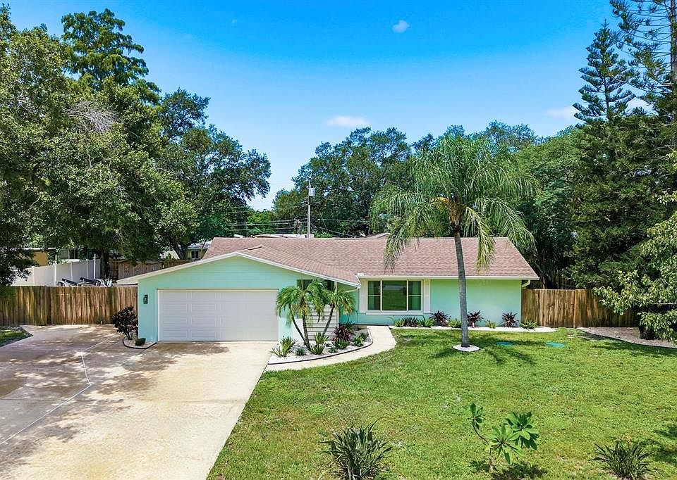 1st image of 2168 VICTORIA DRIVE