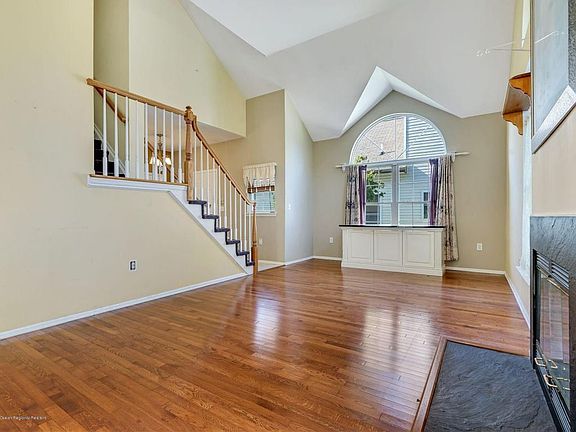 5th image of 135 Golf View Blvd #35