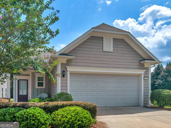 621 Larch Looper Dr, Griffin, GA 30223