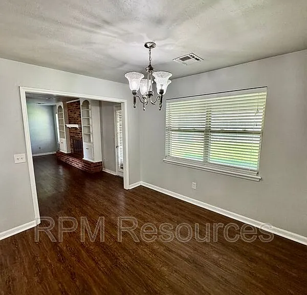 1420 NE 1st St — Photo 9
