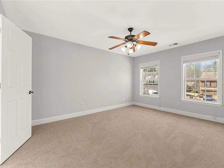 3329 Rosecliff Trce — Photo 52