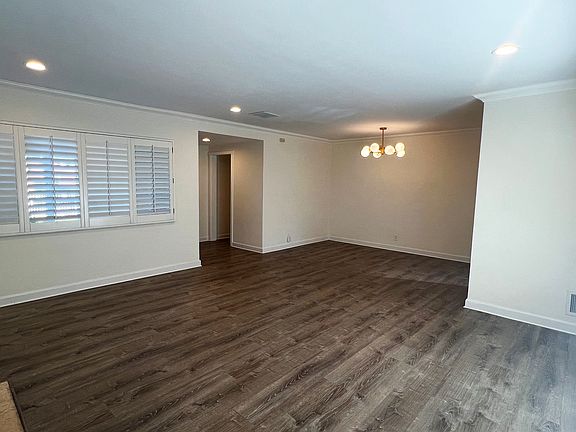 4th image of 13504 Purche Ave