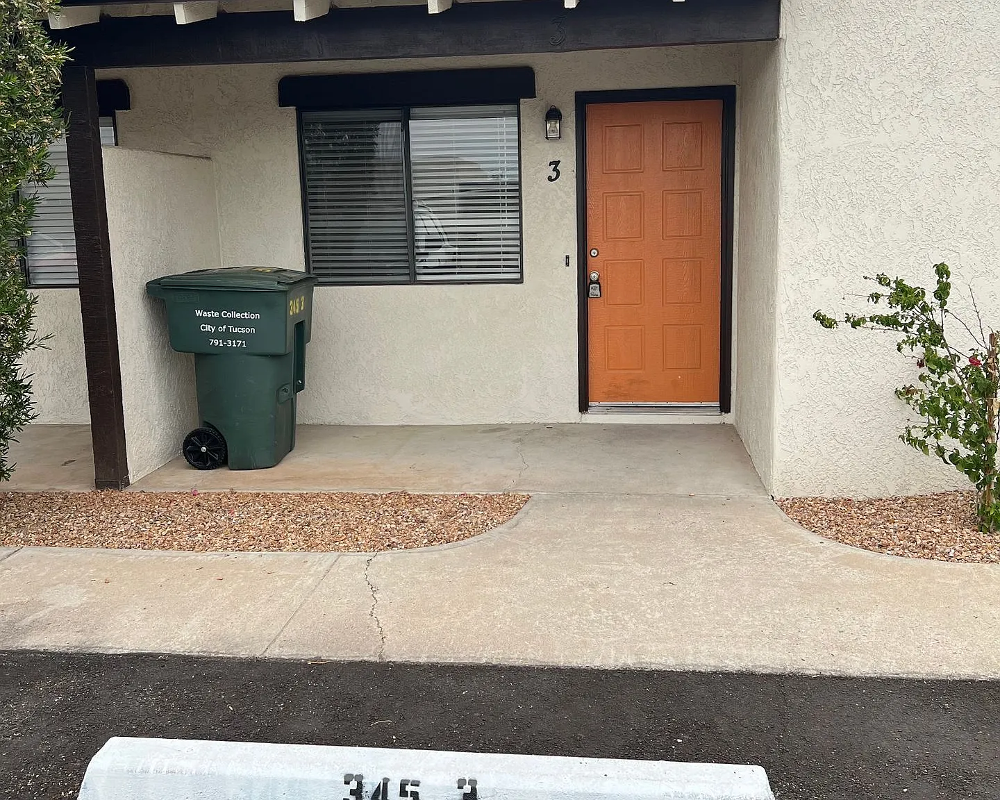 2 bed, 1.0 bath, 770 sqft, $1,225 — Photo 4